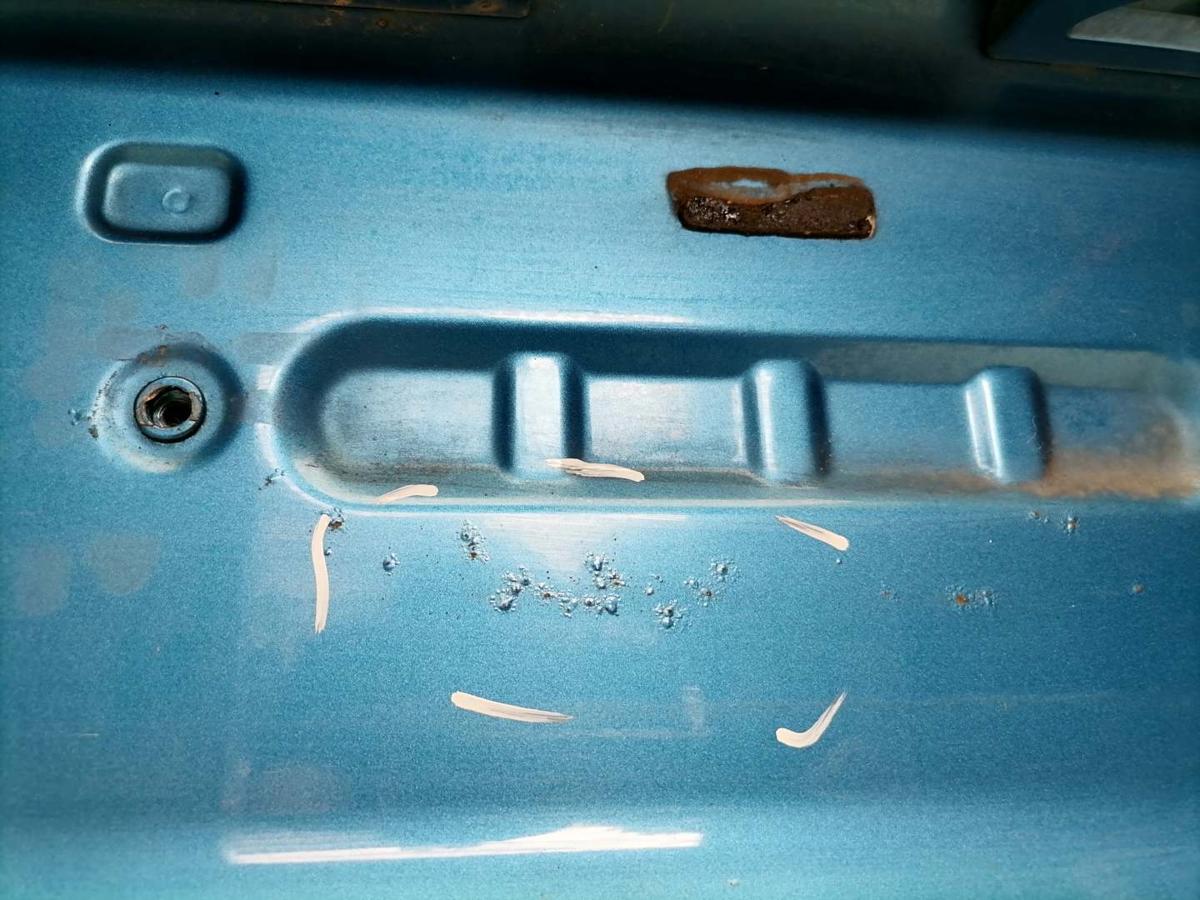 Kia Venga original Heckklappe mit Heckscheibe 5B Byteblau Bj.2011